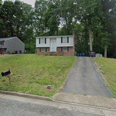 1402 Cauthan Ct, North Chesterfield, VA 23236