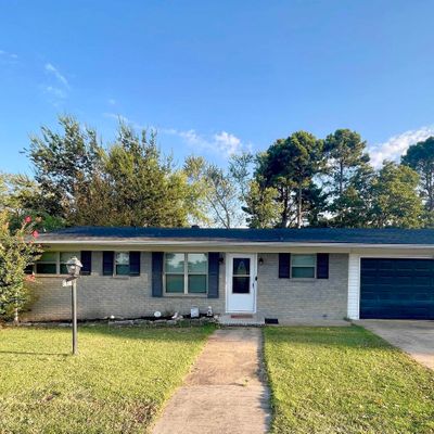 1409 View St, Morrilton, AR 72110