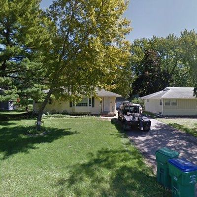 1413 Ford Rd, Hopkins, MN 55305