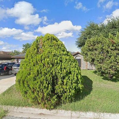 1415 Capistrano Dr, Brownsville, TX 78526