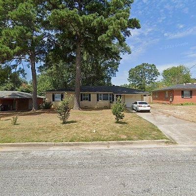 1417 Miami Dr, Longview, TX 75601