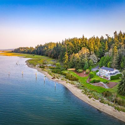 1421 Moore Rd, Camano Island, WA 98282