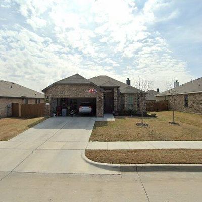 1436 Eagle Nest Dr, Azle, TX 76020