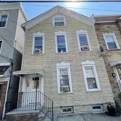 146 Adams St, Newark, NJ 07105