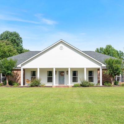 1463 Good Hope Rd, Batesville, MS 38606