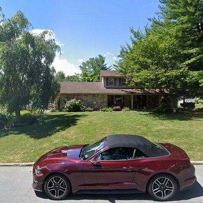 1470 Coventry Rd, Allentown, PA 18104