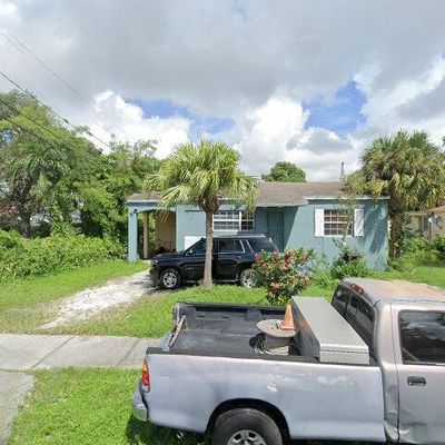 1471 Nw 89 Th St, Miami, FL 33147