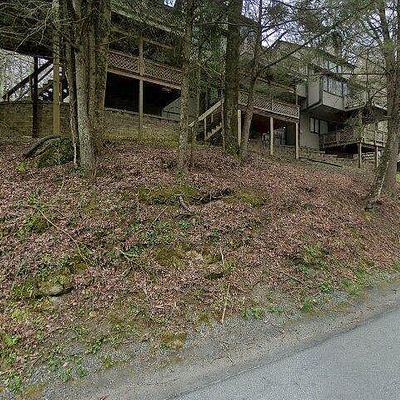 149 Slope View Rd #E23, Sugar Mountain, NC 28604