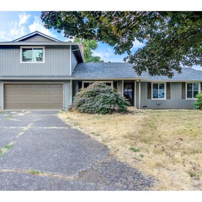 150 Woodlawn Ct, Oregon City, OR 97045