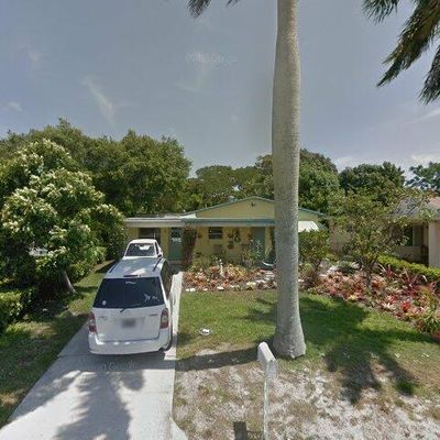 1502 17 Th Ave N, Lake Worth Beach, FL 33460