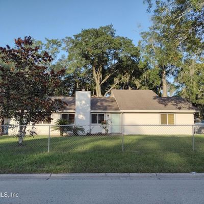 1505 Holly Oaks Lake W Road, Jacksonville, FL 32225