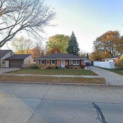 1506 S Oneida St, Green Bay, WI 54304