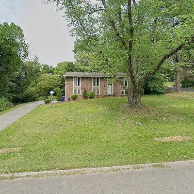 1517 Bexhill Dr, Knoxville, TN 37922