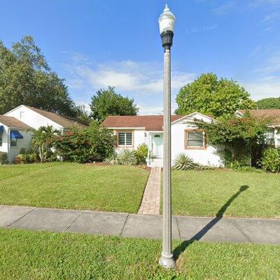 1521 21 St Ave N, Saint Petersburg, FL 33704