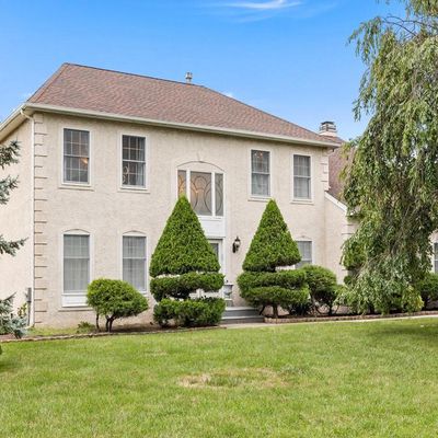 154 Orthodox Dr, Richboro, PA 18954