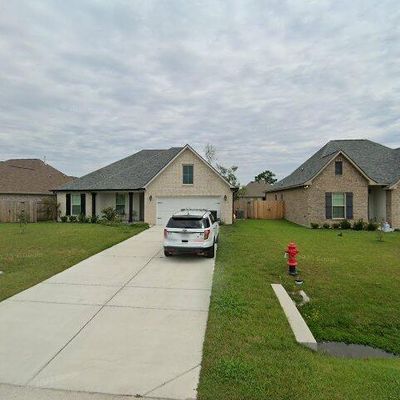 129 Summer Cypress Ln, Belle Chasse, LA 70037