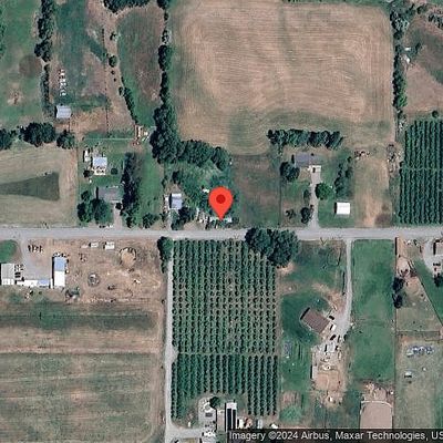 13 Dixon Rd, Omak, WA 98841