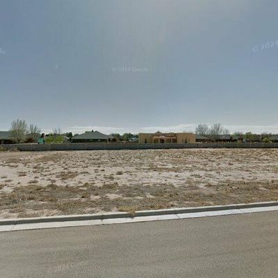 1304 Holborn Ct, Roswell, NM 88201