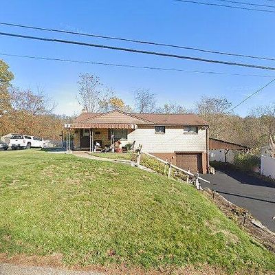 132 Sprucewood Dr, Pittsburgh, PA 15209