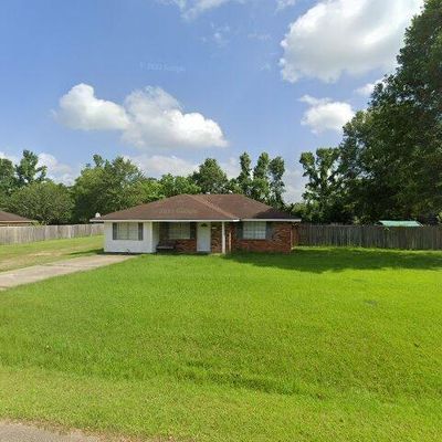 13315 Joycelynn Rd, Walker, LA 70785