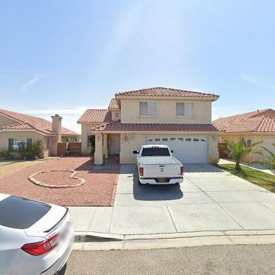 13413 Lakeside Dr, Victorville, CA 92395