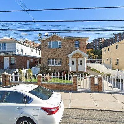 13431 161 St St, Jamaica, NY 11434