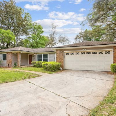 13532 Tarrasa W Court, Jacksonville, FL 32225