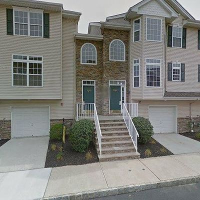 1363 Genovese Ln, Rahway, NJ 07065