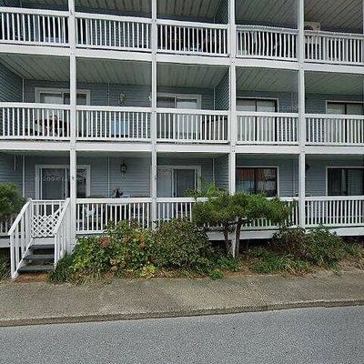 17 72 Nd St #3, Ocean City, MD 21842