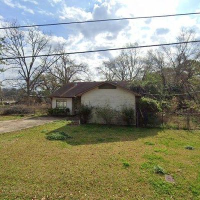 1711 Pierce Rd, Alexandria, LA 71303