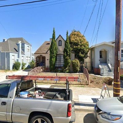 1750 83 Rd Ave, Oakland, CA 94621