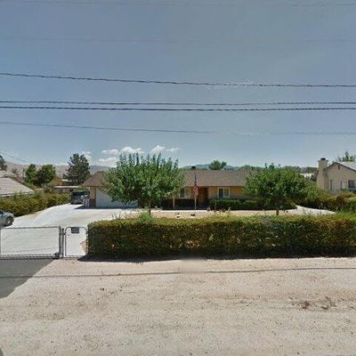 17569 Redbud St, Hesperia, CA 92345