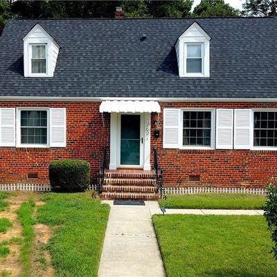 1763 Oakland St, Petersburg, VA 23805