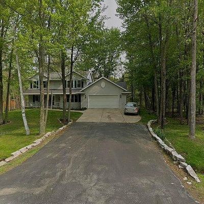 1768 Ives Ln, Suamico, WI 54173