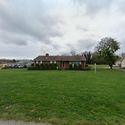 1769 E Oak Rd, Vineland, NJ 08361