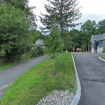 18 Peterson Pl, Mahwah, NJ 07430