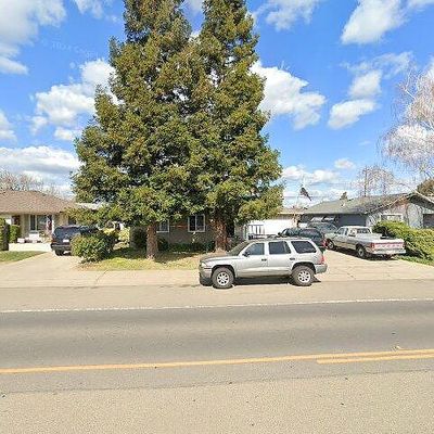 1813 W Elm St, Lodi, CA 95242