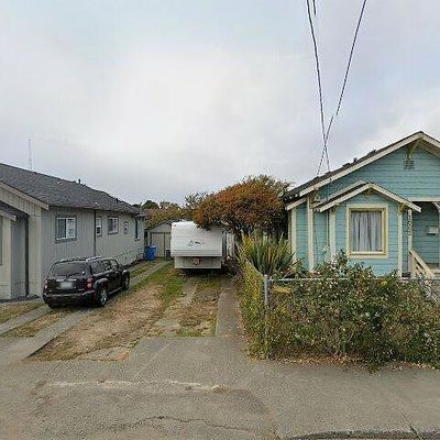 1562 Mccullens Ave, Eureka, CA 95503