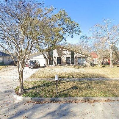 15802 Acapulco Dr, Jersey Village, TX 77040