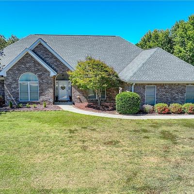 16014 Carmel Bay Dr, Northport, AL 35475