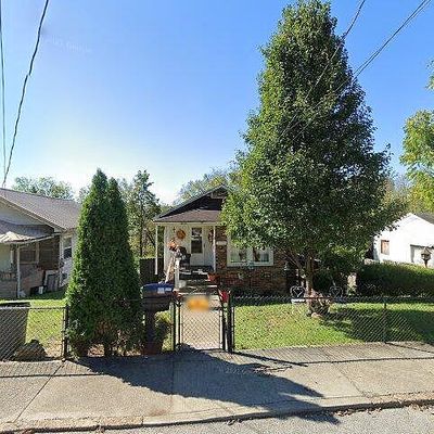 1609 Red Oak St, Charleston, WV 25387