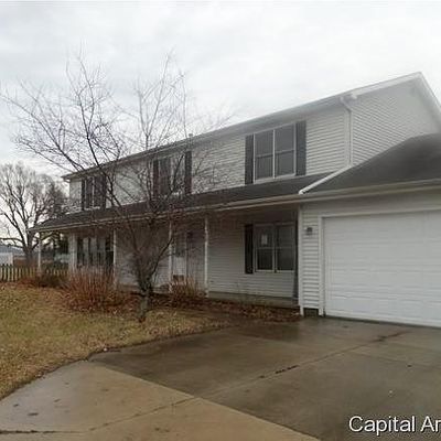 1620 E Main Cross St, Taylorville, IL 62568