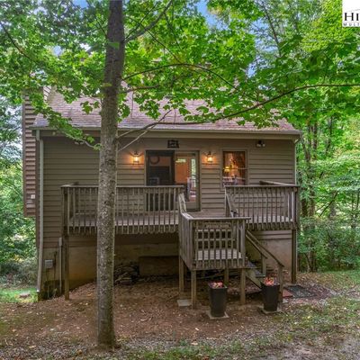 165 Collier Ln, Banner Elk, NC 28604