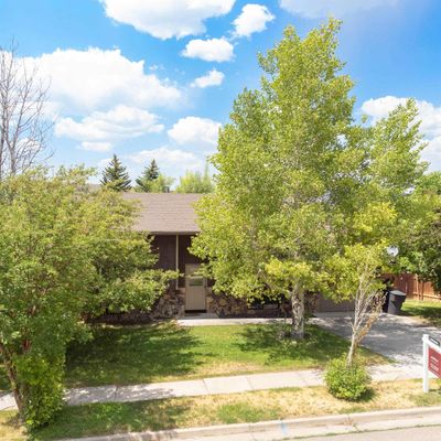 206 Hansen Ave, Evanston, WY 82930