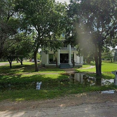 206 N Wesley St, Itasca, TX 76055