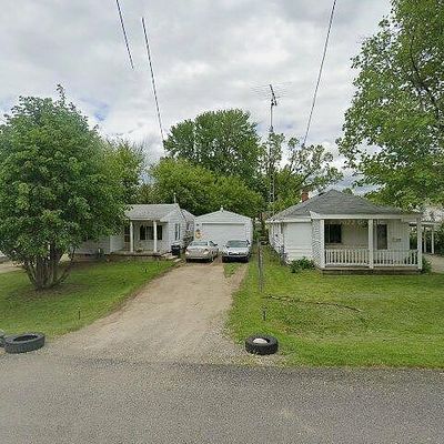 2069 Webber Ave, Burton, MI 48529