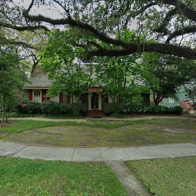 207 L S U Ave, Baton Rouge, LA 70808