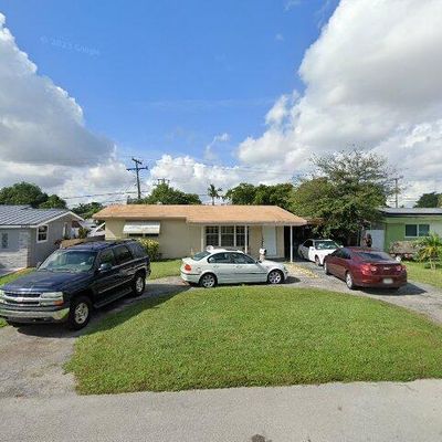 2070 Arcadia Dr, Miramar, FL 33023