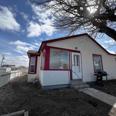 208 E Pine St, Rawlins, WY 82301