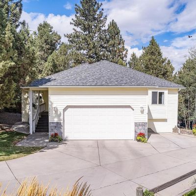 20840 Chloe Ln, Bend, OR 97702